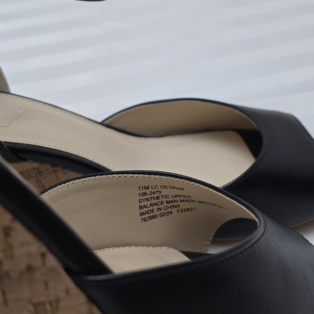NEW Liz Claiborne Black Wedge Heel Sandals 11 Wedges Ankle Buckle Back Zip Shoes - Picture 10 of 12